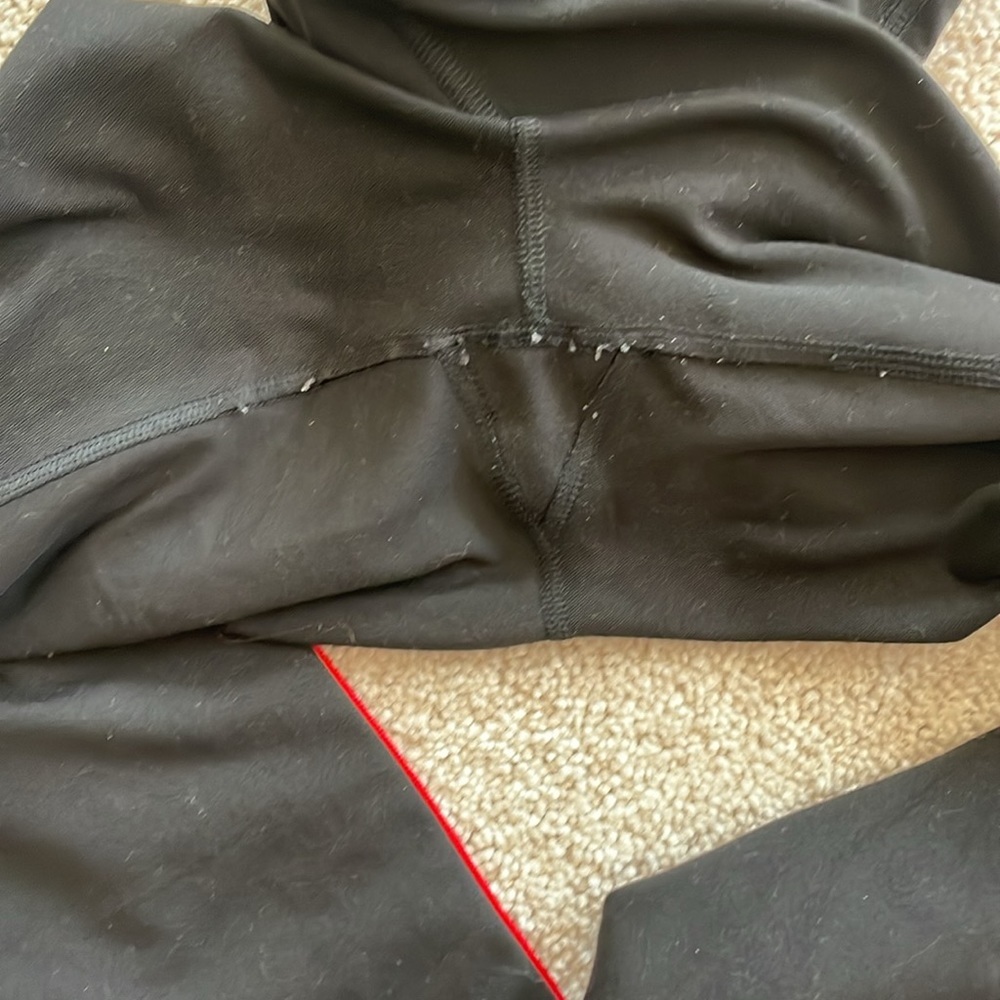 Old Navy Active Leggings. Women Size Medium. - Picture 5 of 5
